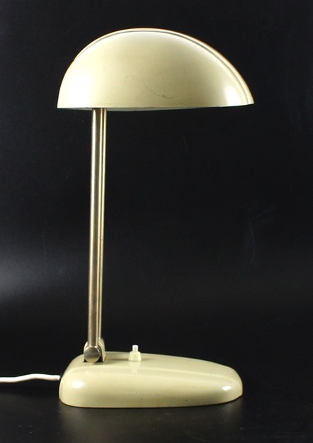Bauhaus-Sigfried-Giedion-table-lamp-B